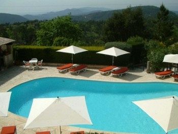L'estirado Des Adrets Hotel 3*